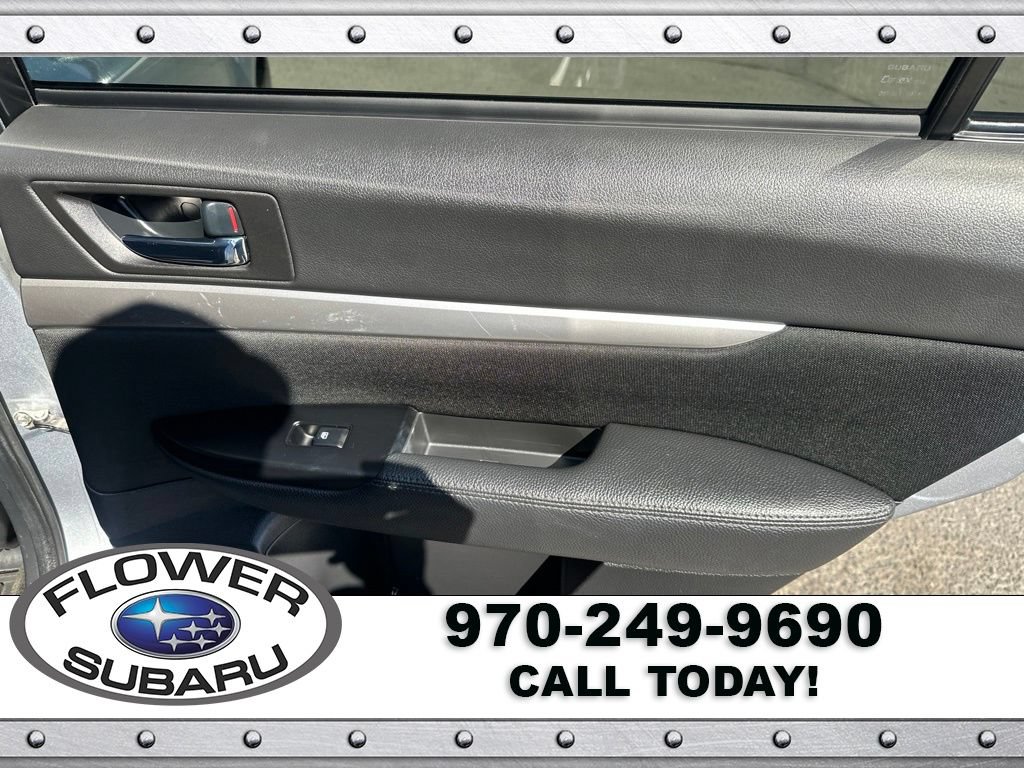 Used 2014 Subaru Outback 2.5i Premium w/ Popular Package #1B AWD/4WD image 16