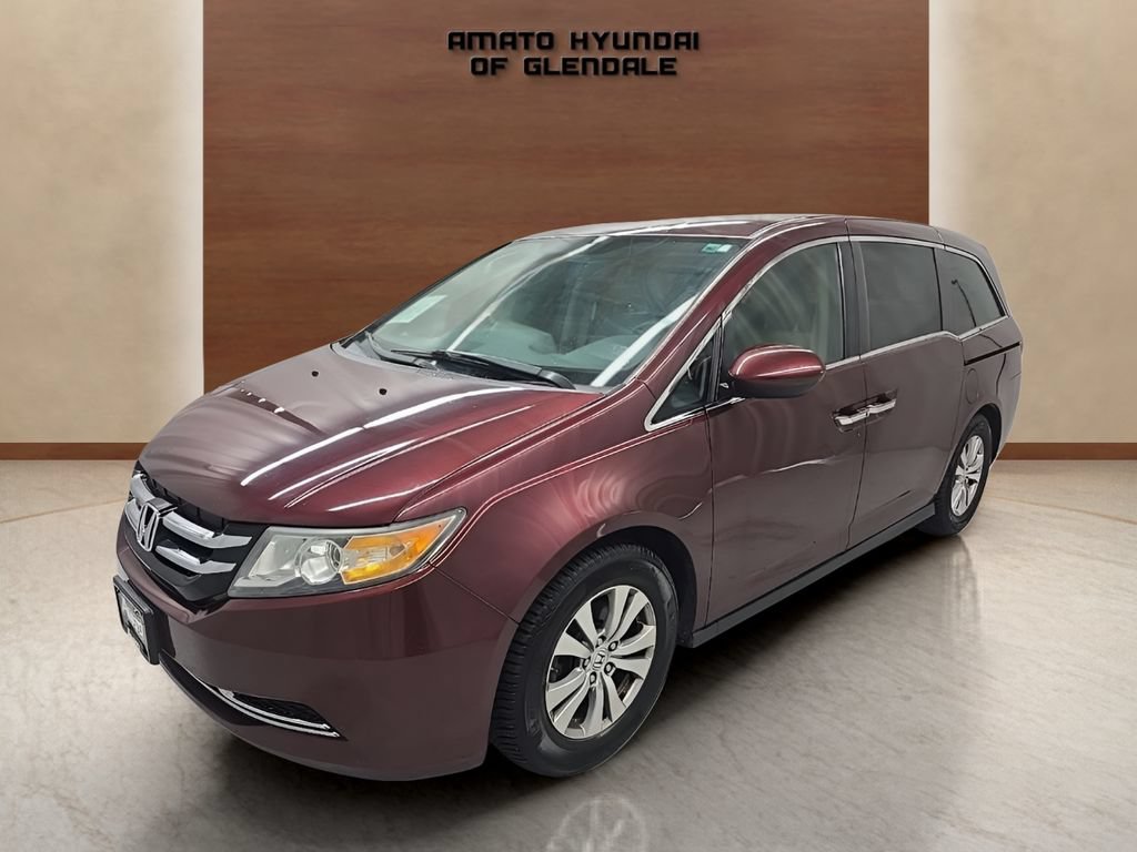 Used 2016 Honda Odyssey SE image 2