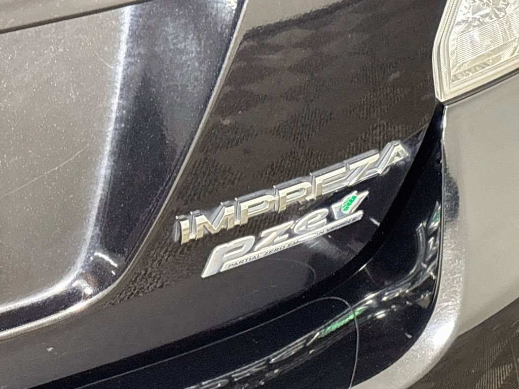 Used 2013 Subaru Impreza 2.0i AWD/4WD image 24