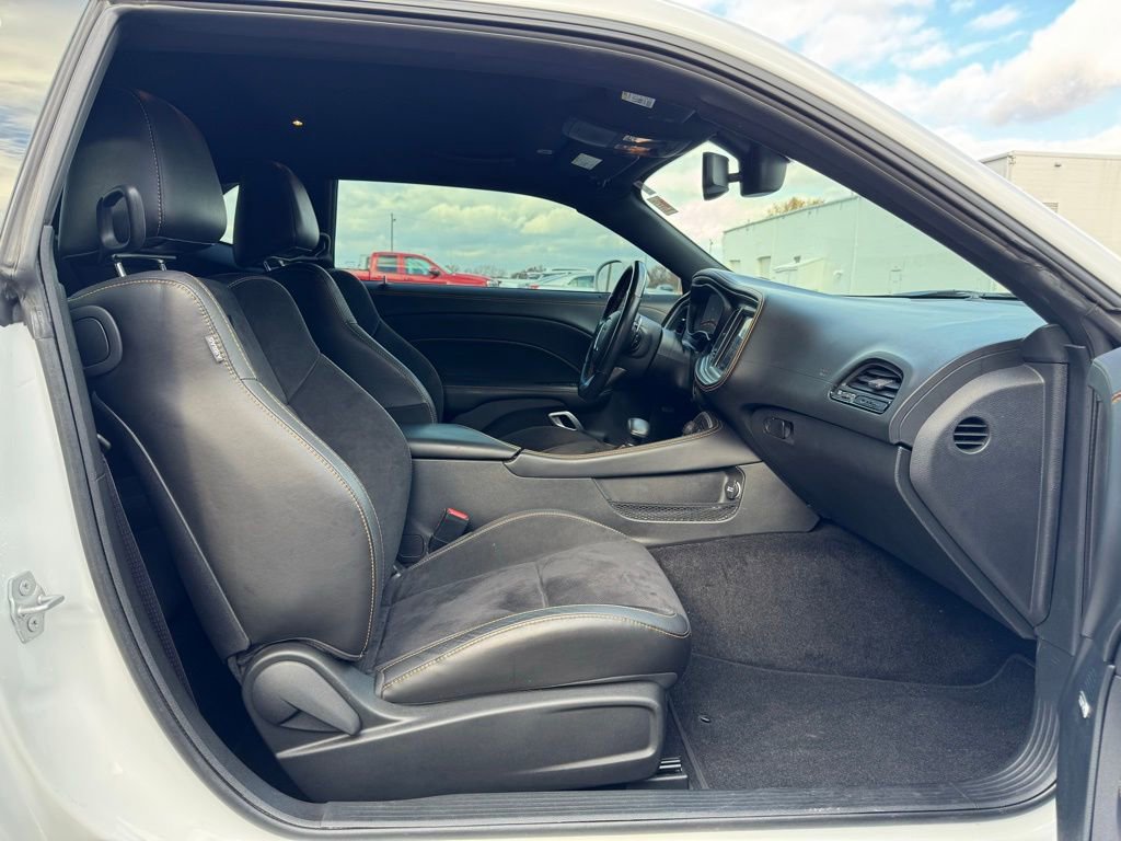 Used 2022 Dodge Challenger GT w/ Plus Package image 11