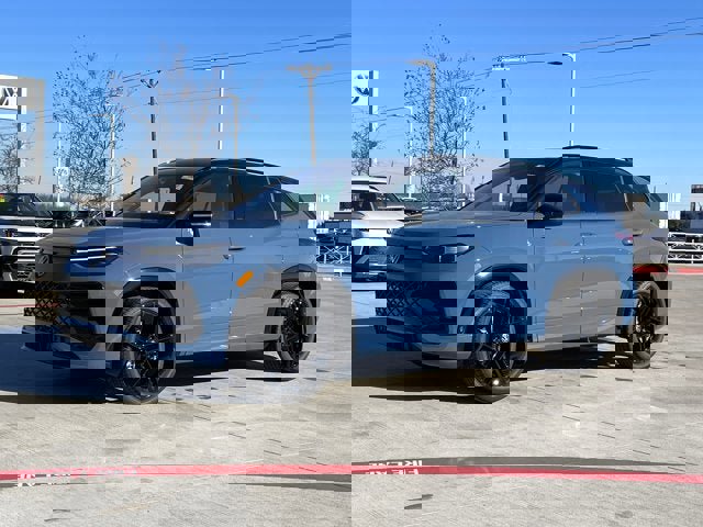 New 2026 Volkswagen Tiguan SE R-Line image 2