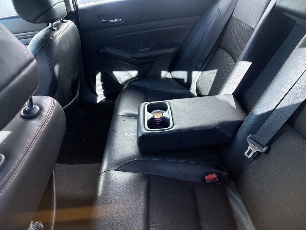 Used 2020 Nissan Altima 2.5 SR w/ Premium Package image 10