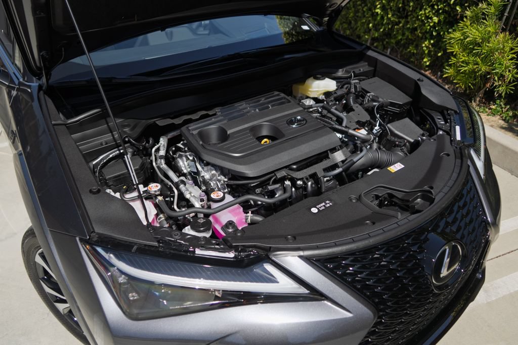 New 2026 Lexus UX 300h AWD image 4