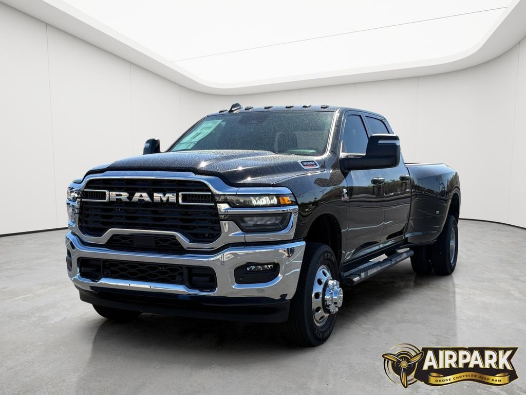 New 2026 RAM 3500 Tradesman image 8