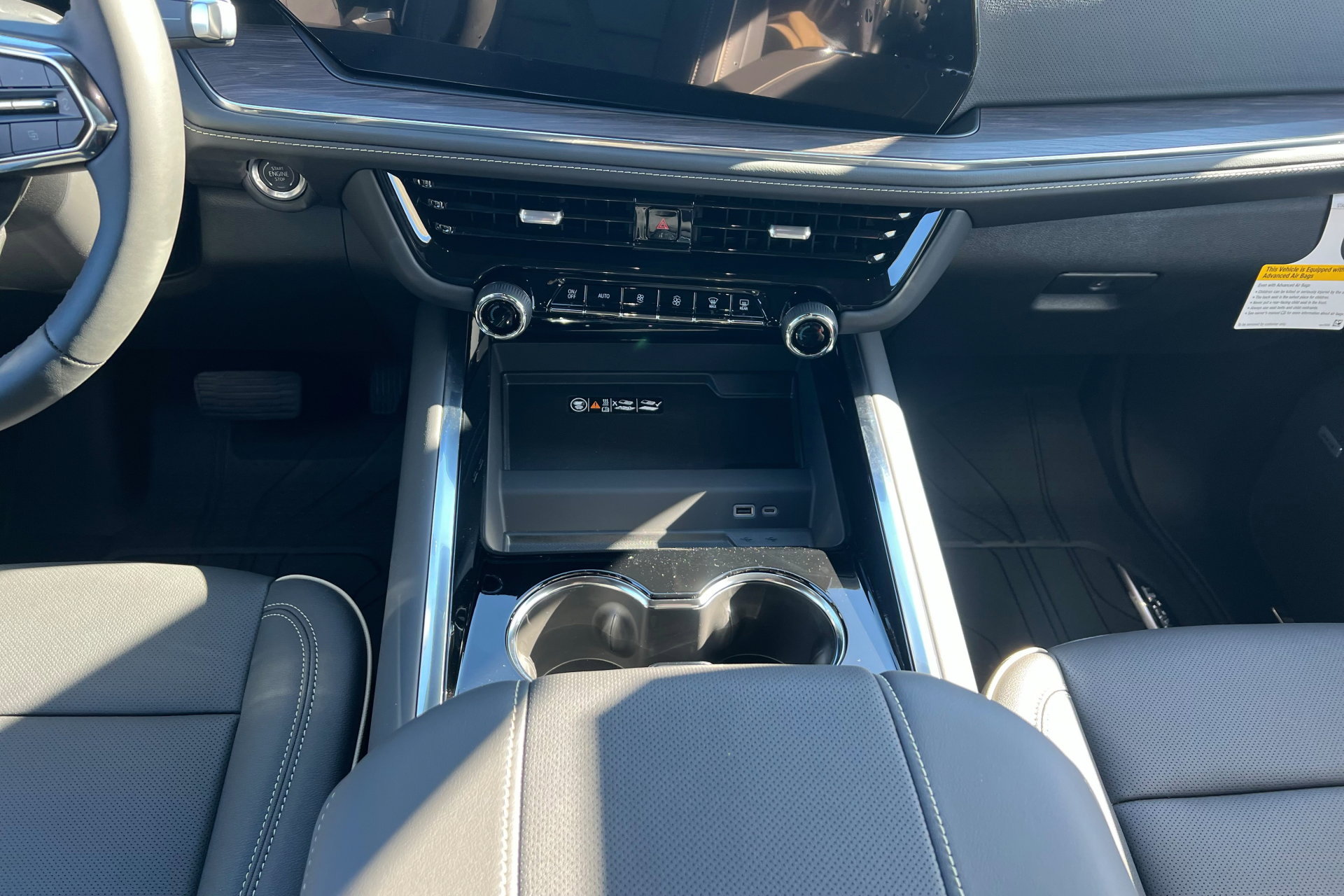 New 2026 Chevrolet Suburban Premier image 16