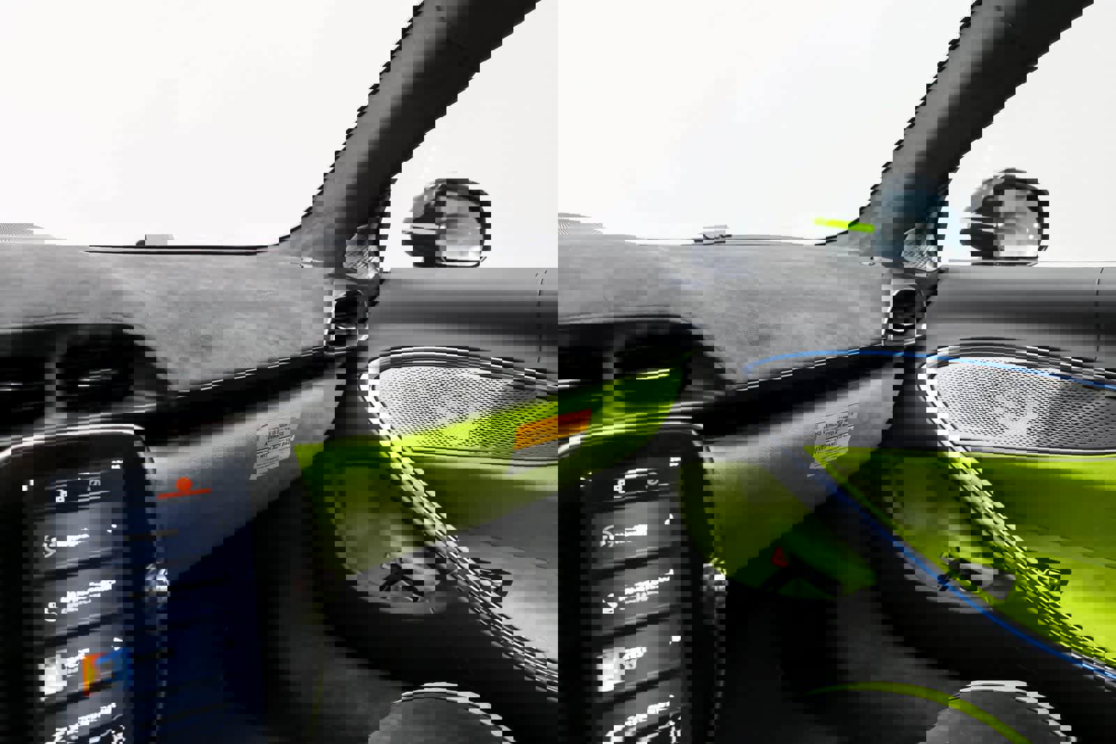 New 2026 McLaren Artura image 39