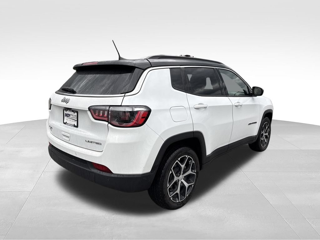 Used 2024 Jeep Compass Limited AWD/4WD image 4