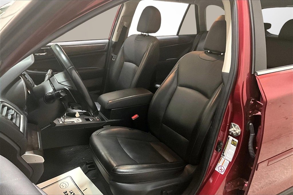 Used 2017 Subaru Outback 2.5i Limited image 21