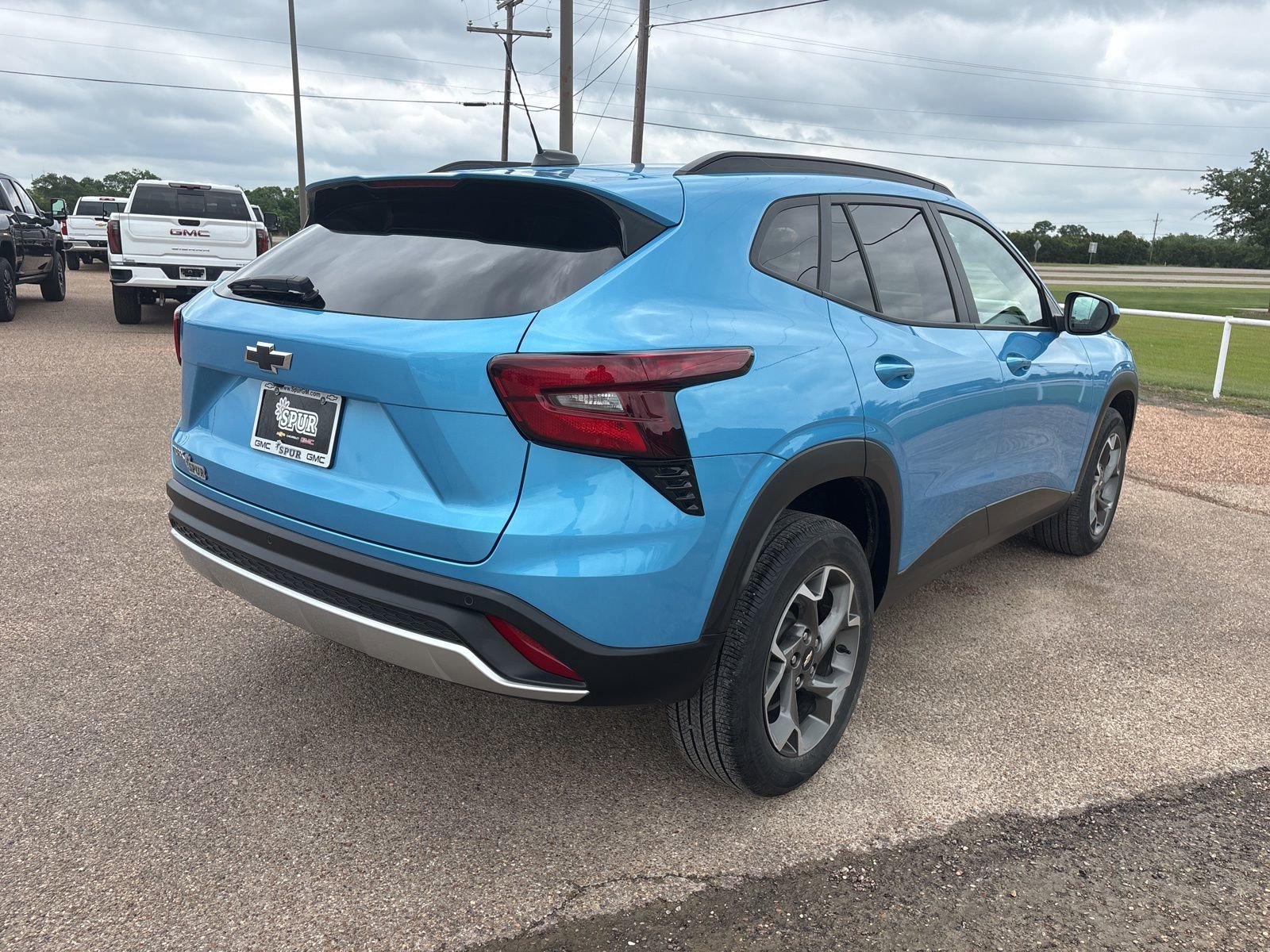 Certified 2025 Chevrolet Trax LT w/ Driver Confidence Package FWD image 6