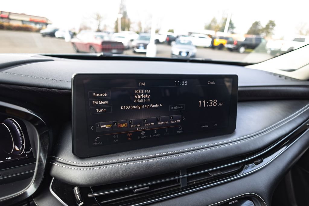 Used 2023 INFINITI QX60 Sensory image 16