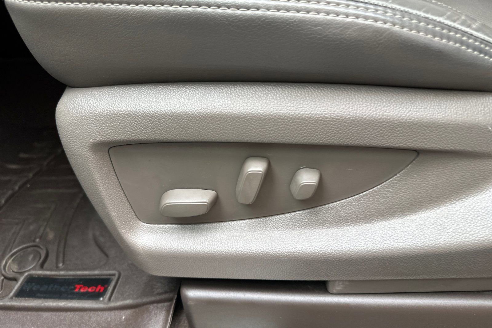 Used 2020 GMC Yukon XL Denali image 12