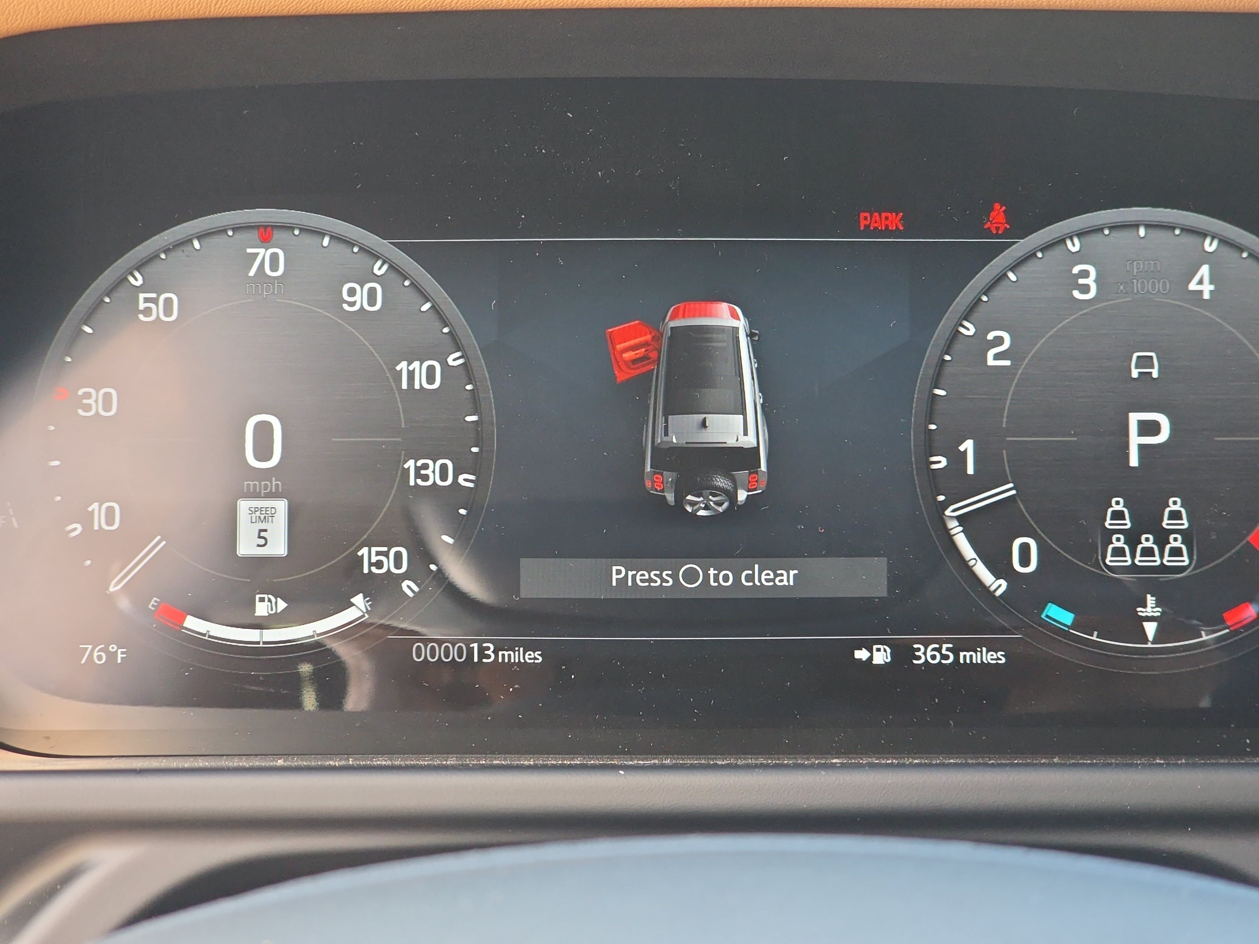 New 2026 Land Rover Defender 130 X-Dynamic SE AWD/4WD image 19