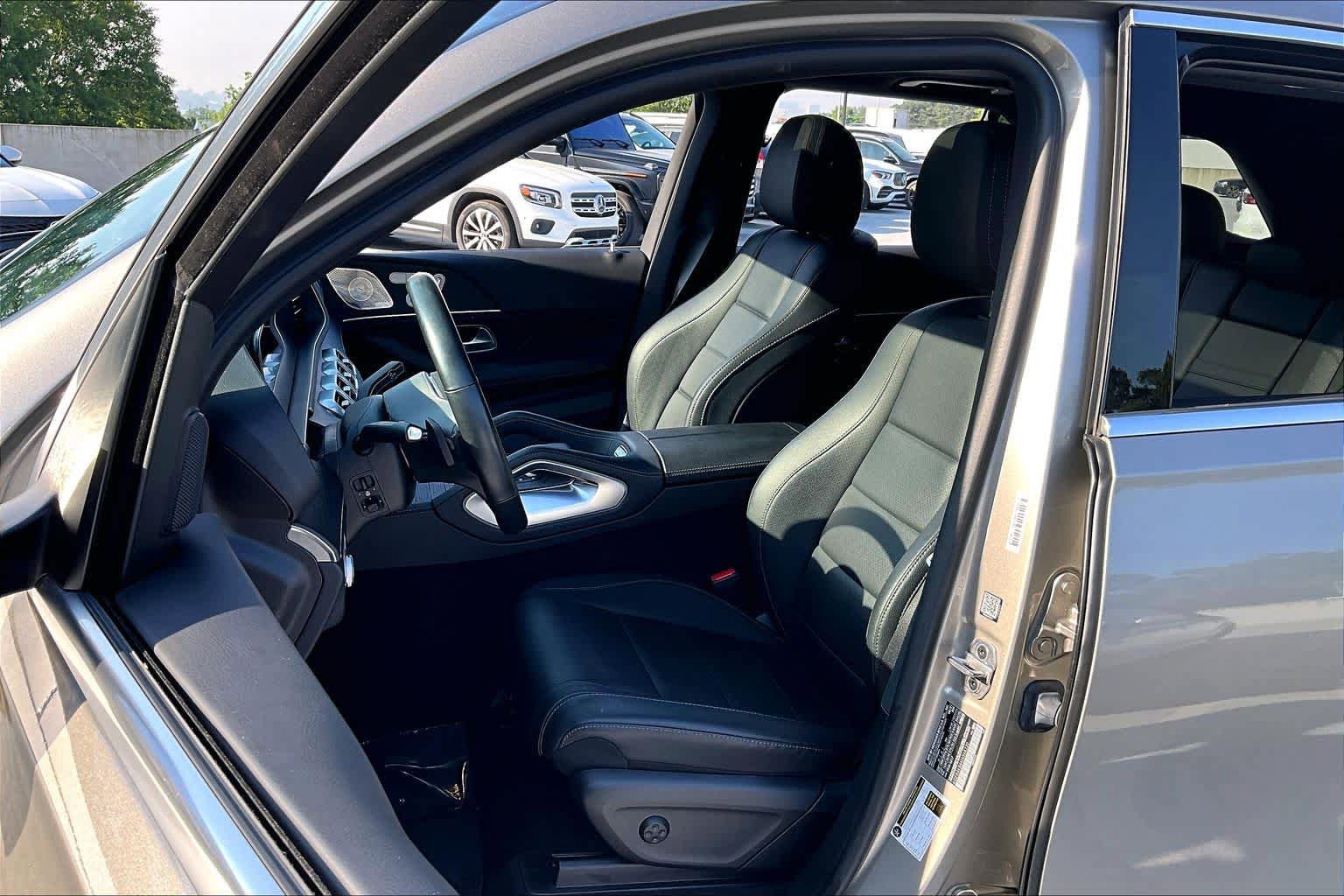 Used 2021 Mercedes-Benz GLE 350 4MATIC w/ Premium Package image 8