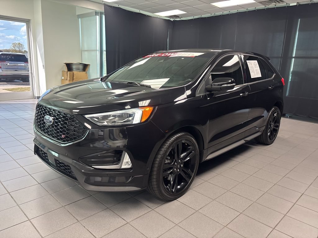 Used 2019 Ford Edge ST w/ Equipment Group 401A AWD/4WD image 9