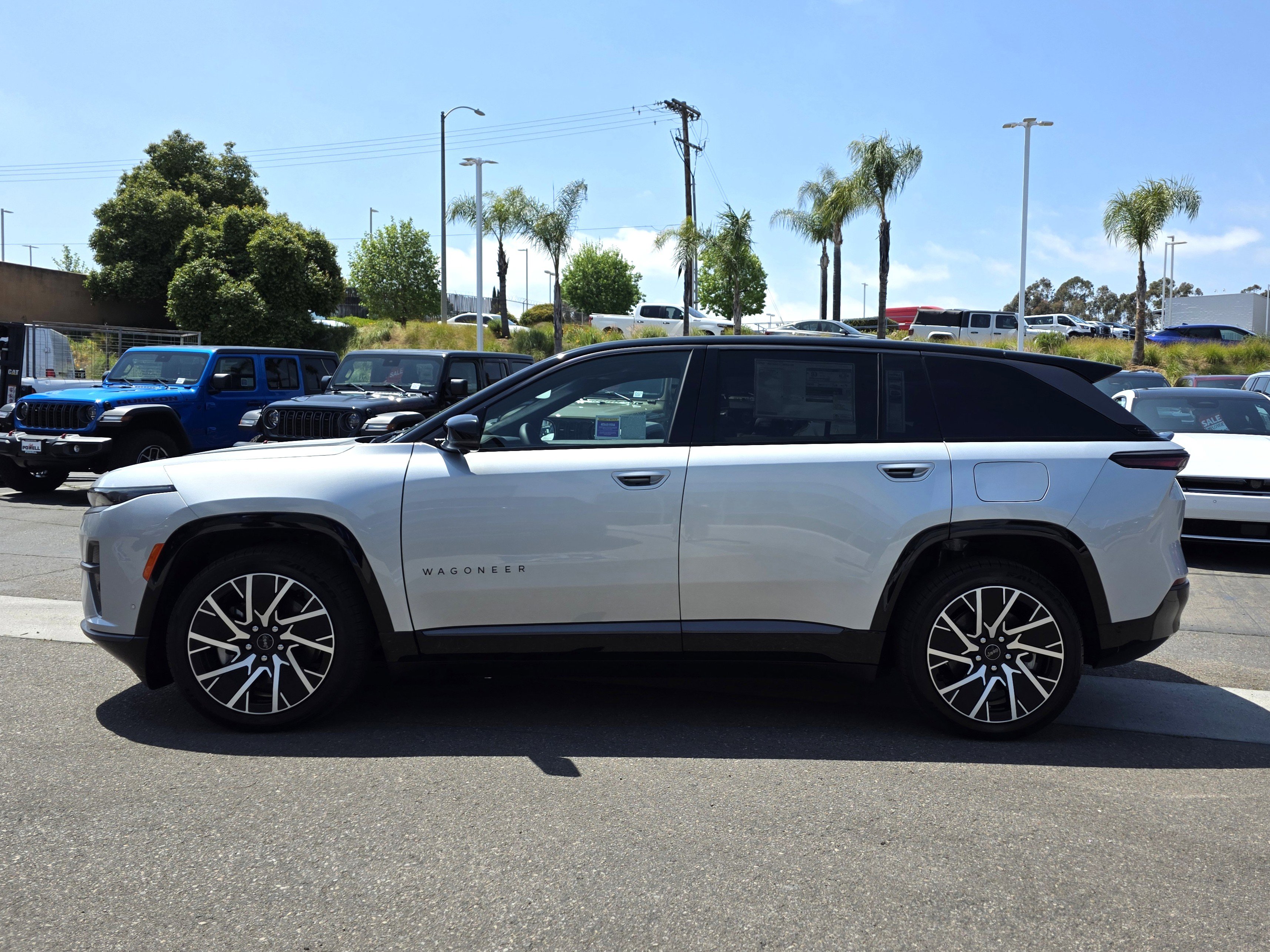 New 2025 Jeep Wagoneer S Limited AWD/4WD image 2