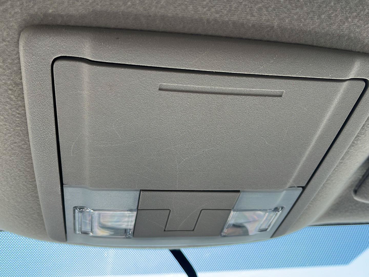 Used 2010 Ford Edge SEL AWD/4WD image 9