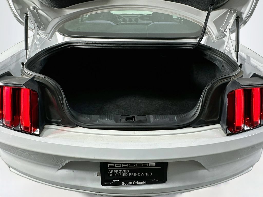 Used 2016 Ford Mustang Coupe RWD image 24