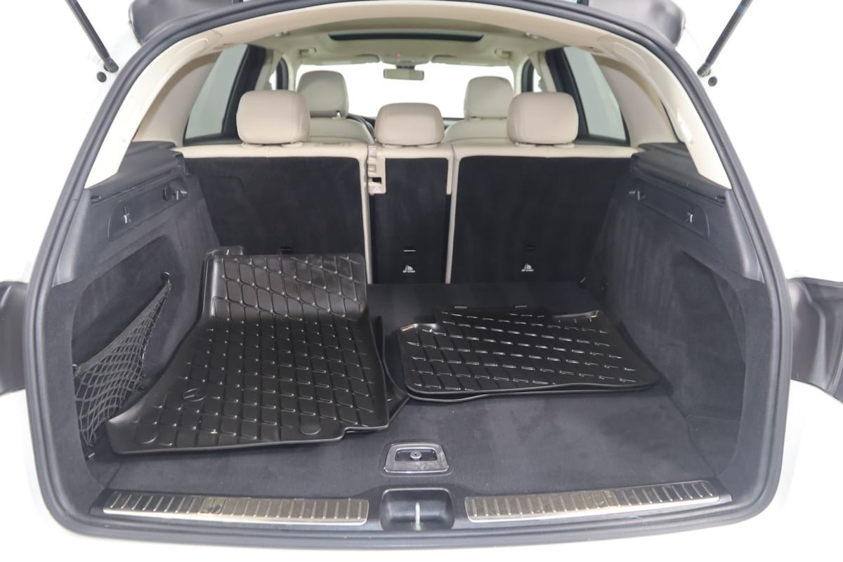 Used 2021 Mercedes-Benz GLC 300 4MATIC image 52