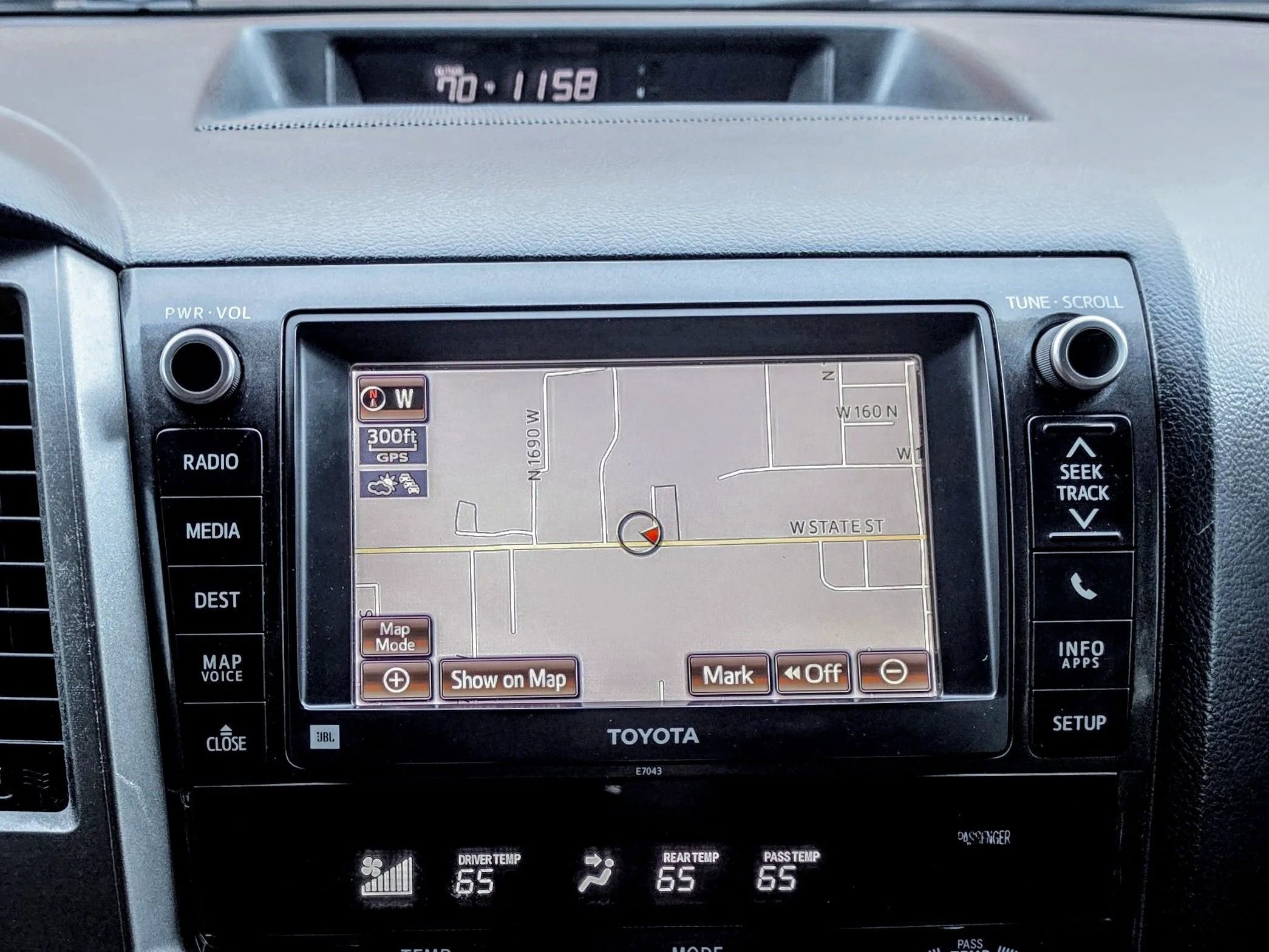 Used 2013 Toyota Sequoia Platinum image 30