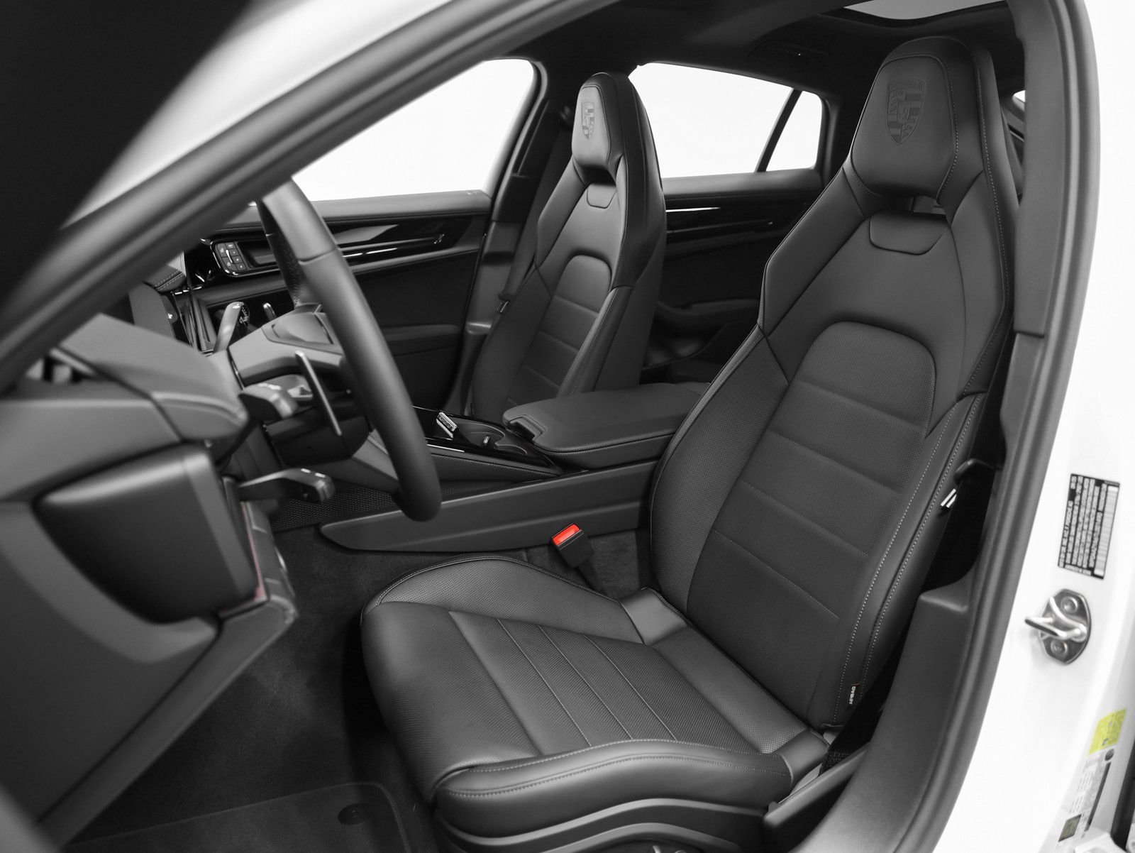 Certified 2026 Porsche Panamera 4 AWD/4WD image 5