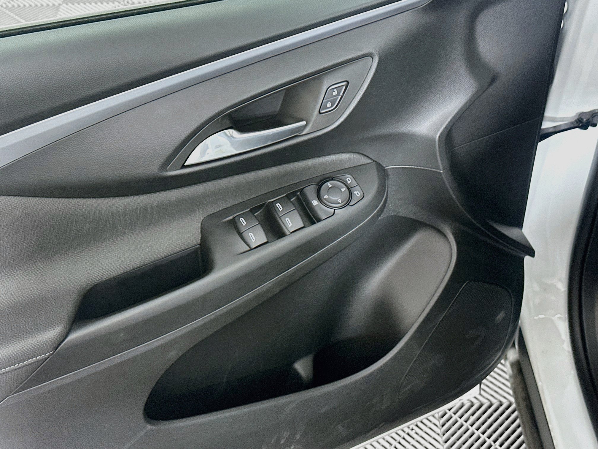 Used 2026 Buick Envista Preferred FWD image 13