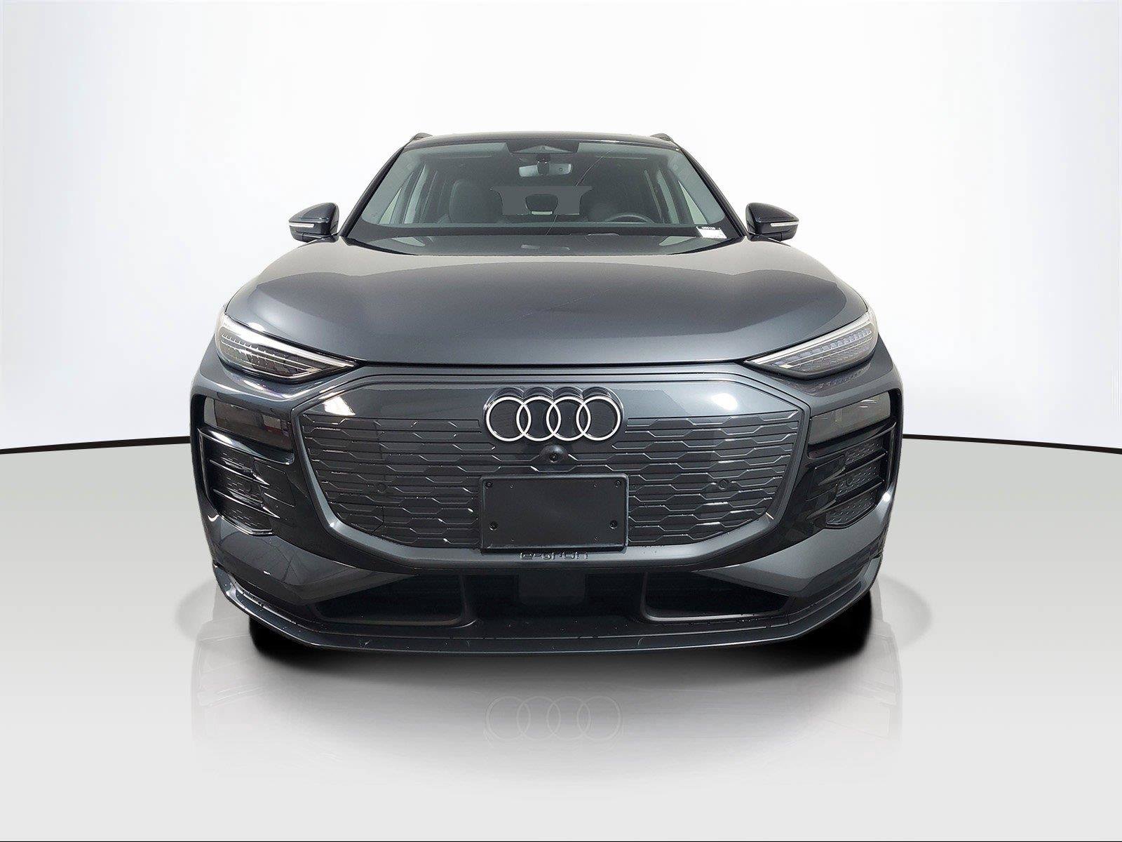 Certified 2025 Audi Q6 e-tron Premium Plus w/ Premium Plus AWD/4WD image 2