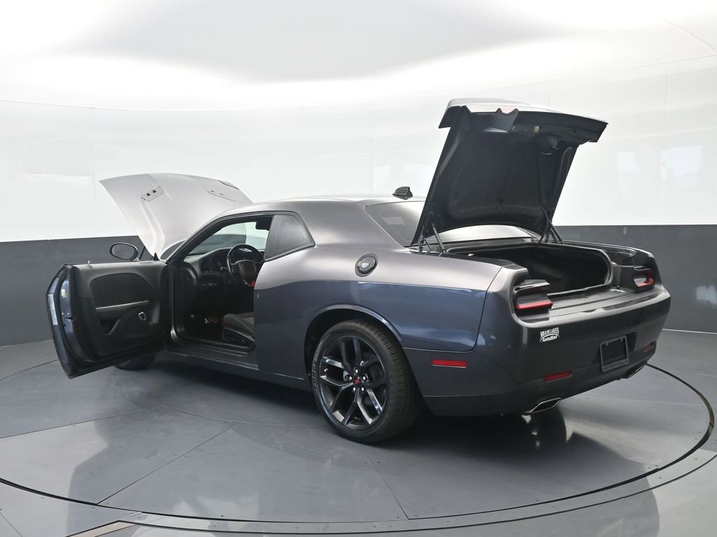 Used 2022 Dodge Challenger SXT w/ Driver Convenience Group RWD image 65