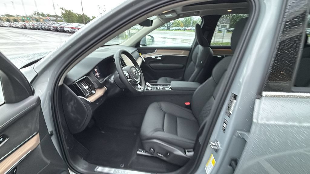 New 2026 Volvo XC90 B5 Core AWD/4WD image 24