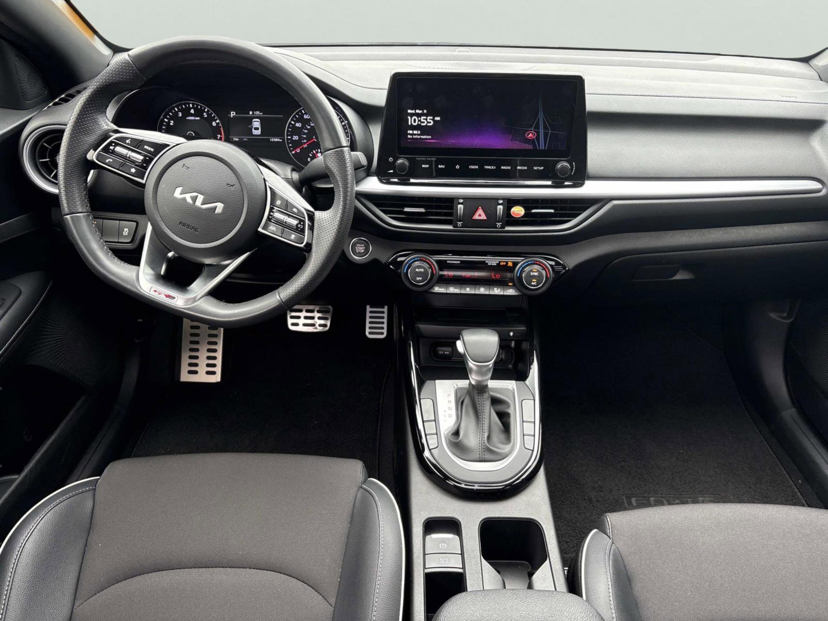 Used 2023 Kia Forte GT-Line w/ GT-Line Premium Package image 14