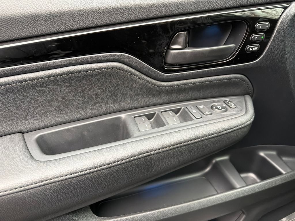 New 2026 Honda Odyssey Touring image 39