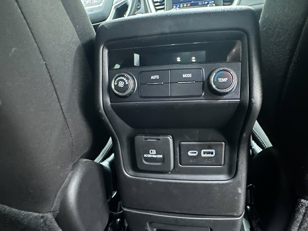 Certified 2023 GMC Acadia SLE w/ Driver Convenience Package image 17