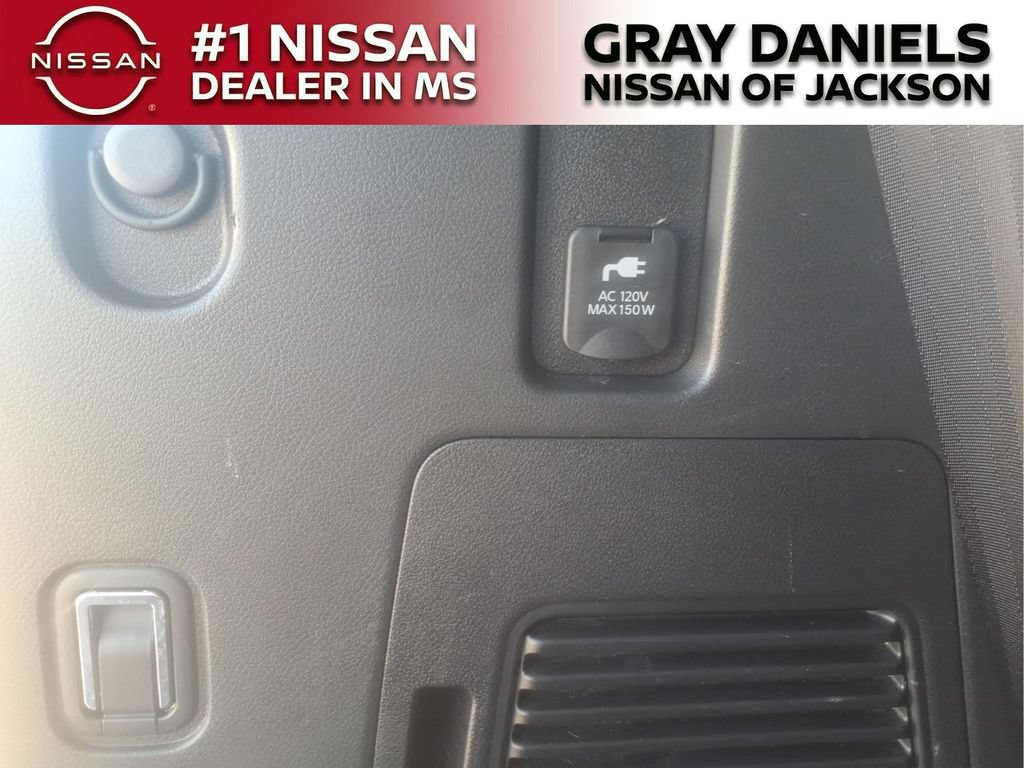 Certified 2025 Nissan Armada PRO-4X w/ Pro-4X Premium Package AWD/4WD image 11