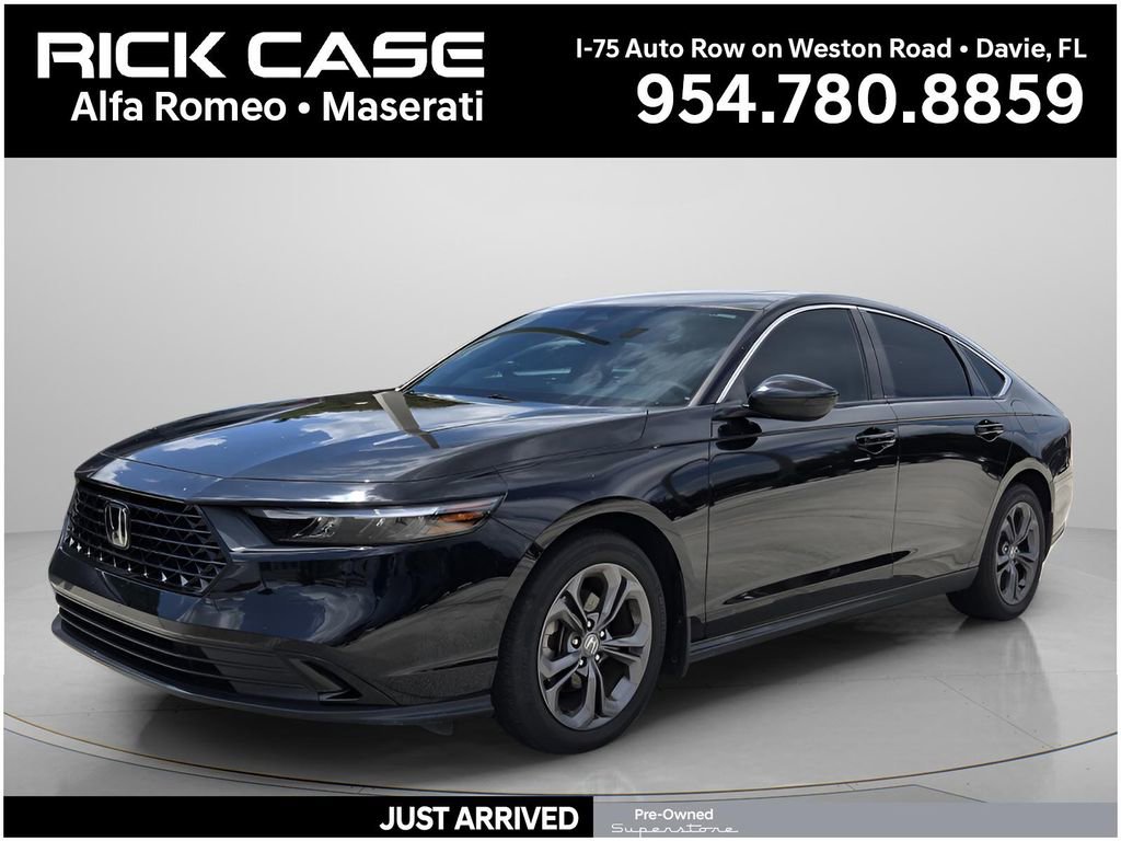 Used 2023 Honda Accord EX image 1