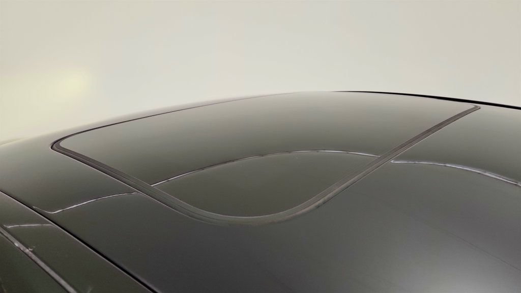Used 2019 Mercedes-Benz C 300 Sedan w/ Premium Package image 10