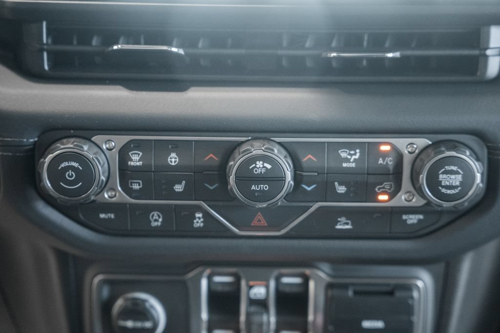 New 2026 Jeep Wrangler Unlimited Rubicon AWD/4WD image 23