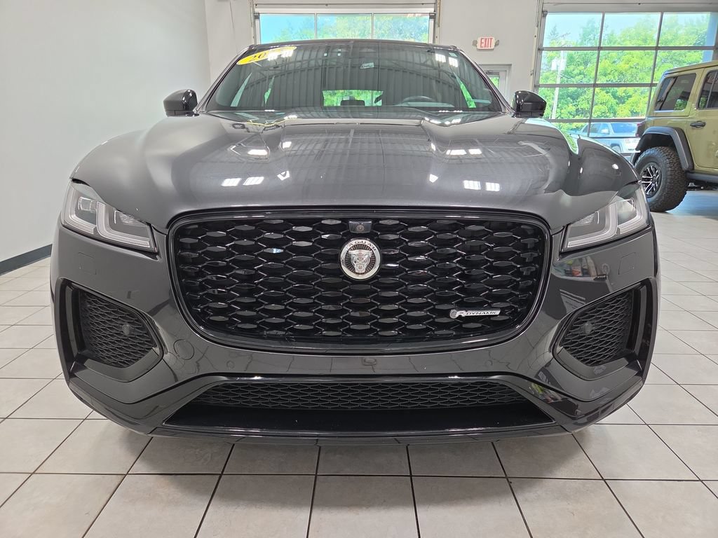Used 2025 Jaguar F-PACE R-Dynamic S AWD/4WD image 6