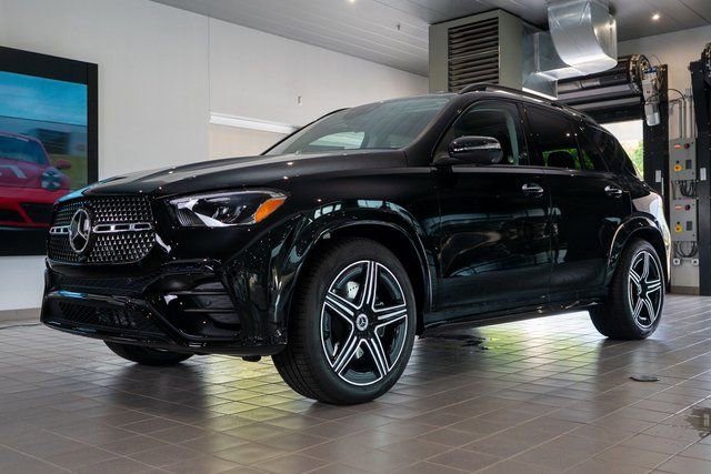 Used 2026 Mercedes-Benz GLE 450 4MATIC image 3