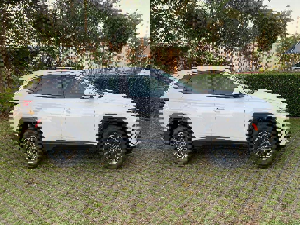 New 2026 Hyundai Tucson Blue SE AWD/4WD image 8