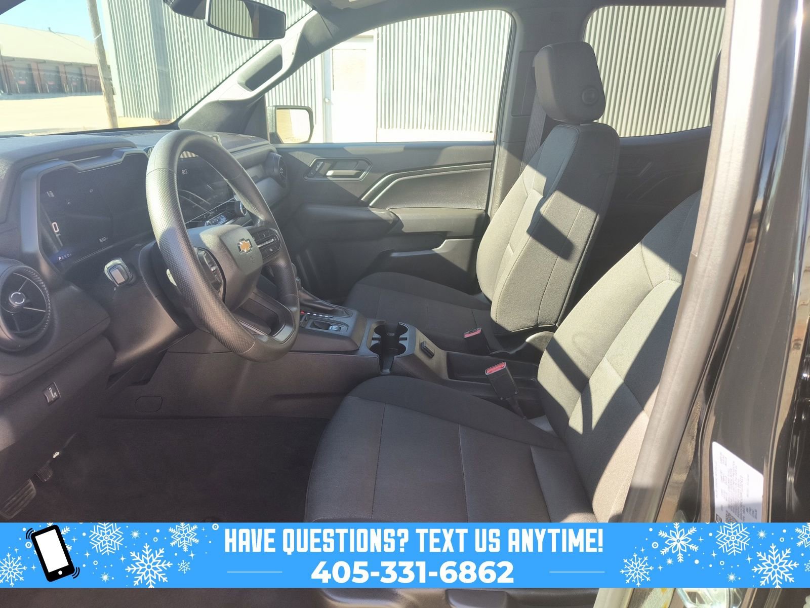 Used 2024 Chevrolet Colorado W/T image 18