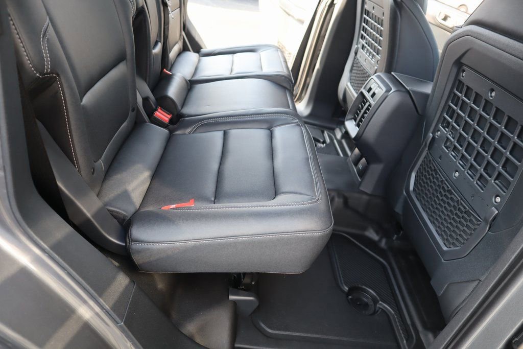 New 2025 Ford Bronco Big Bend w/ Black Diamond Package image 17