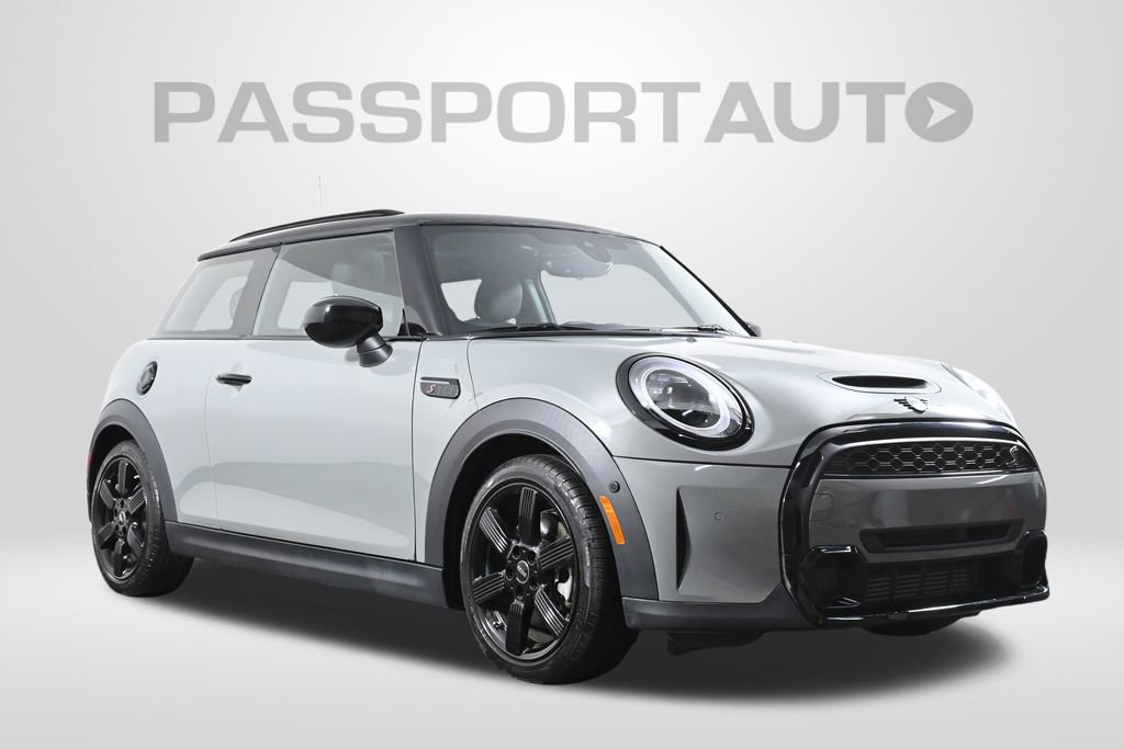 Used 2023 MINI Cooper S w/ Driver Assistance Package image 3