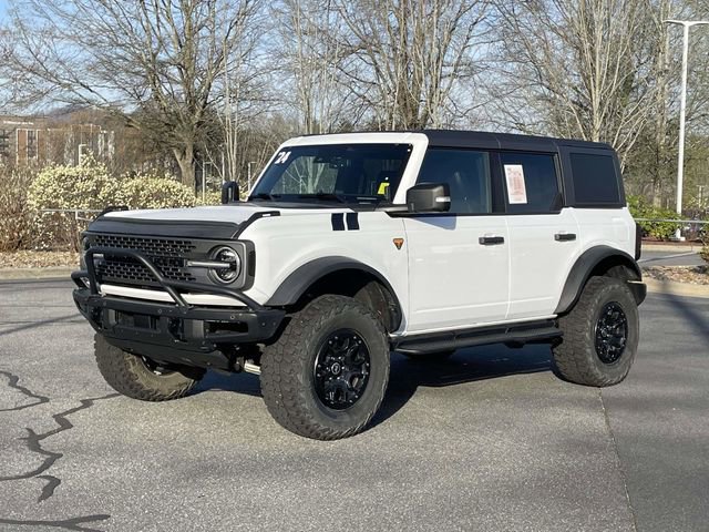 Used 2024 Ford Bronco Badlands image 1
