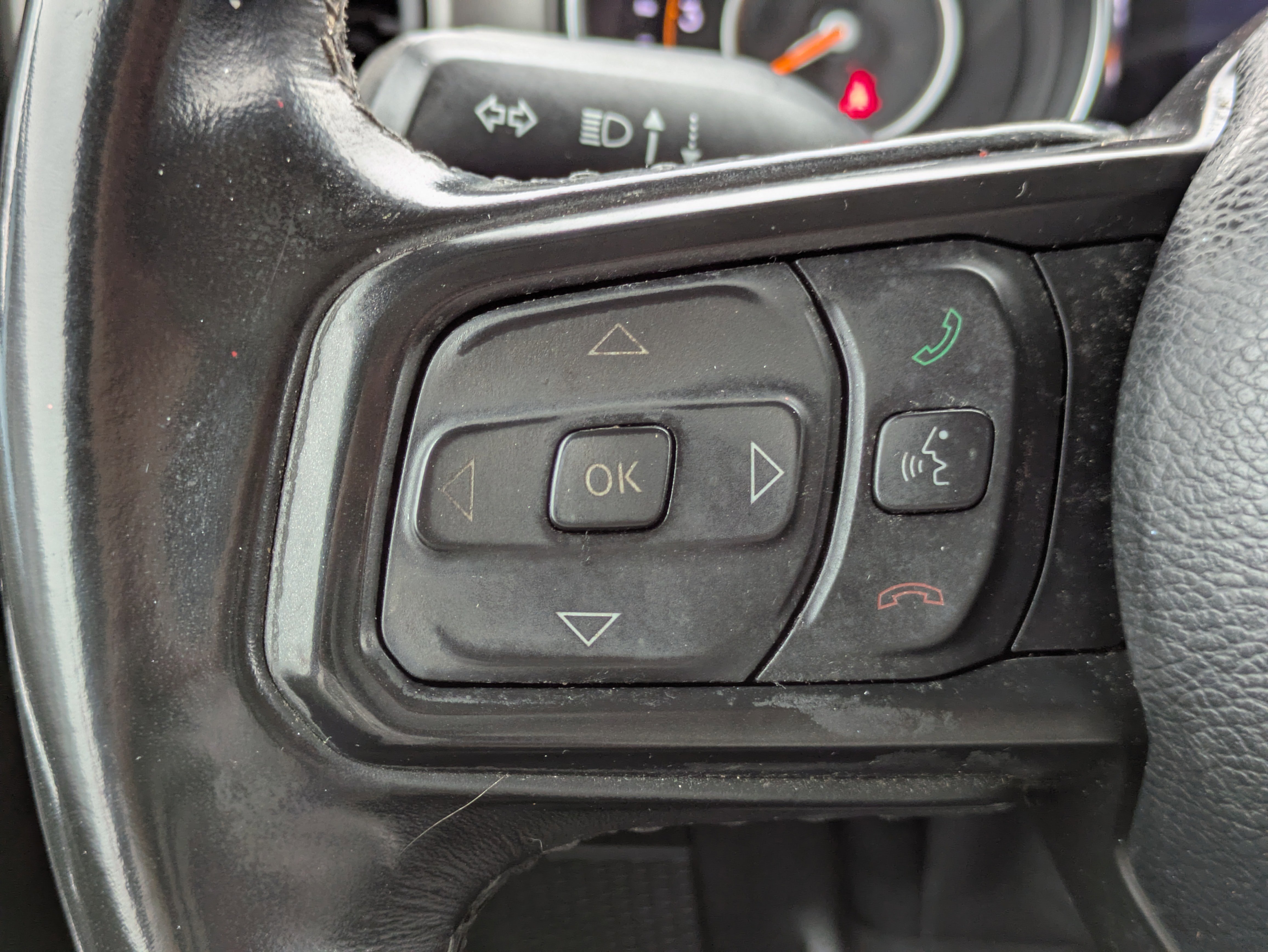 Used 2022 Jeep Gladiator Sport AWD/4WD image 16