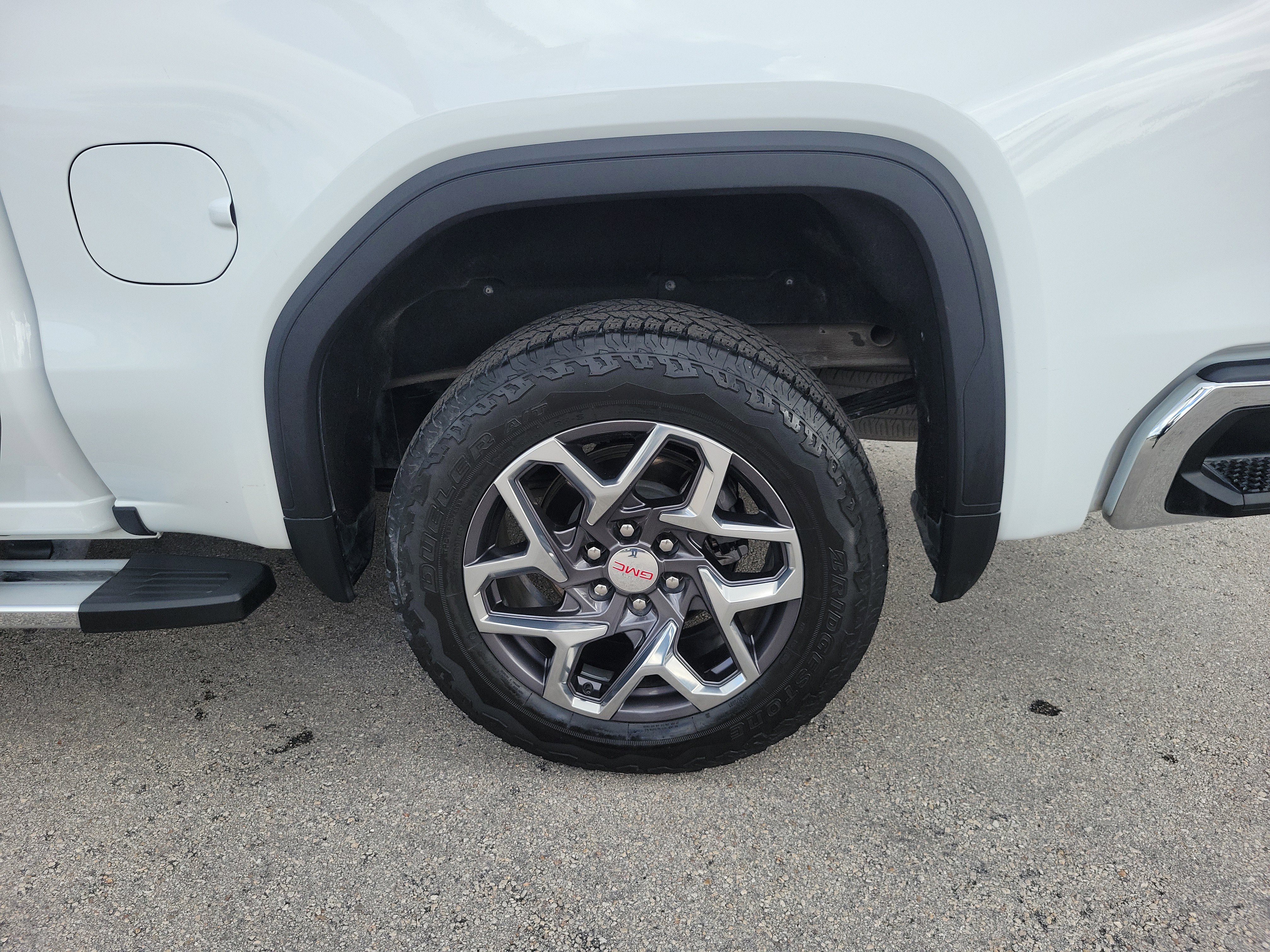 Used 2022 GMC Sierra 1500 SLT w/ SLT Premium Package image 25