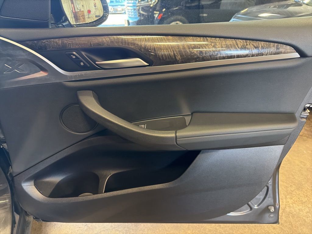 Used 2020 BMW X3 xDrive30e w/ Convenience Package image 26