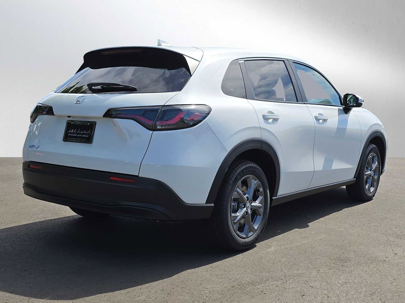 New 2027 Honda HR-V LX image 3