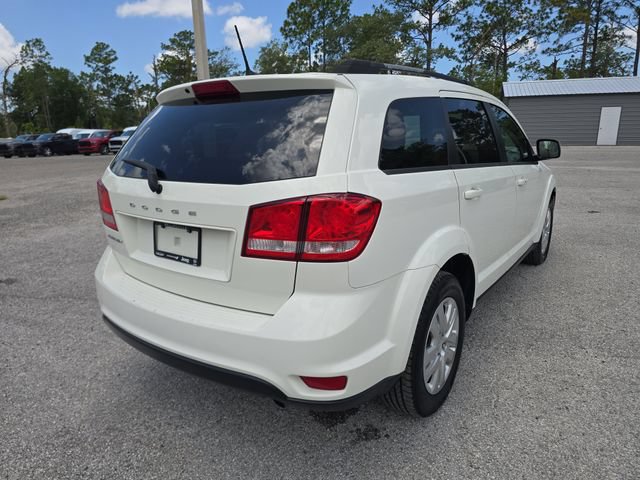 Used 2019 Dodge Journey SE w/ Connectivity Group FWD image 4