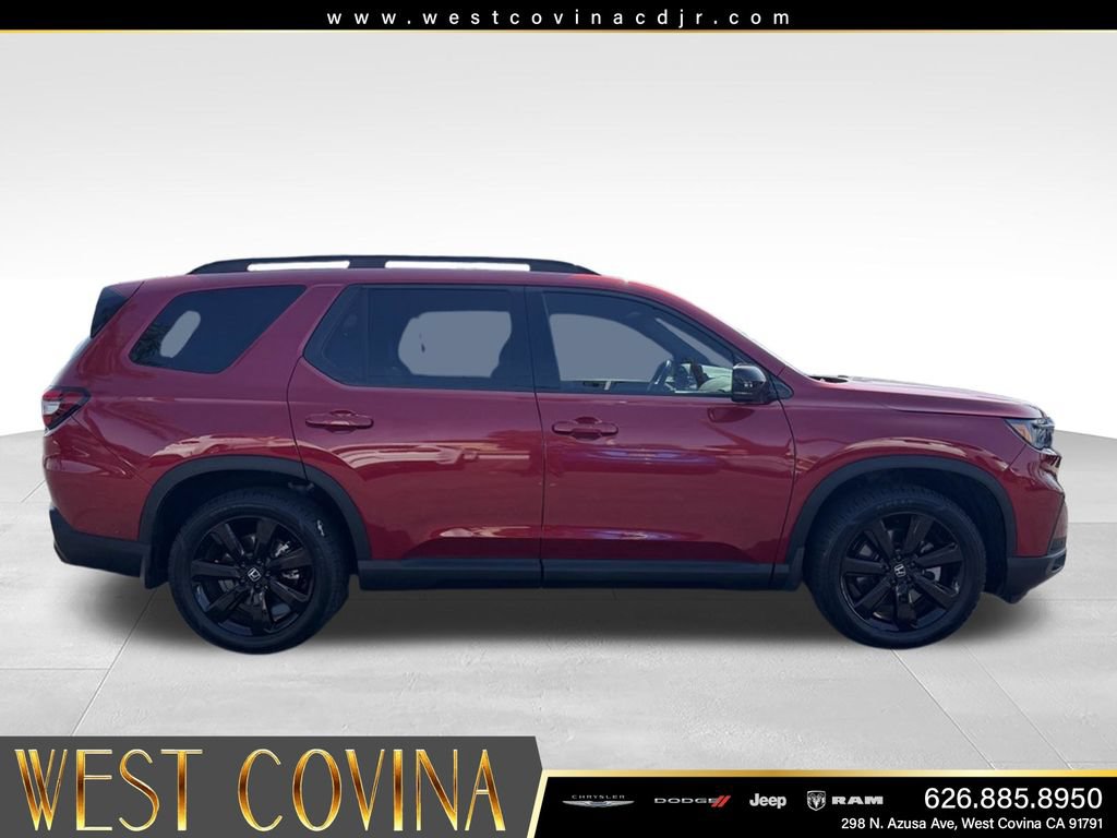 Used 2025 Honda Pilot Black Edition image 12