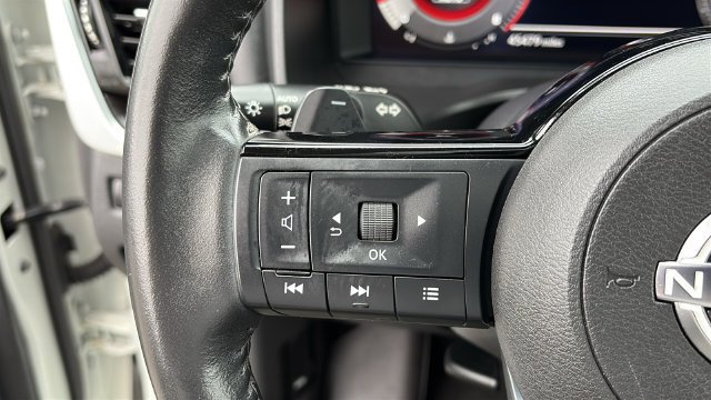Used 2023 Nissan Rogue Platinum w/ Platinum Premium Package AWD/4WD image 14