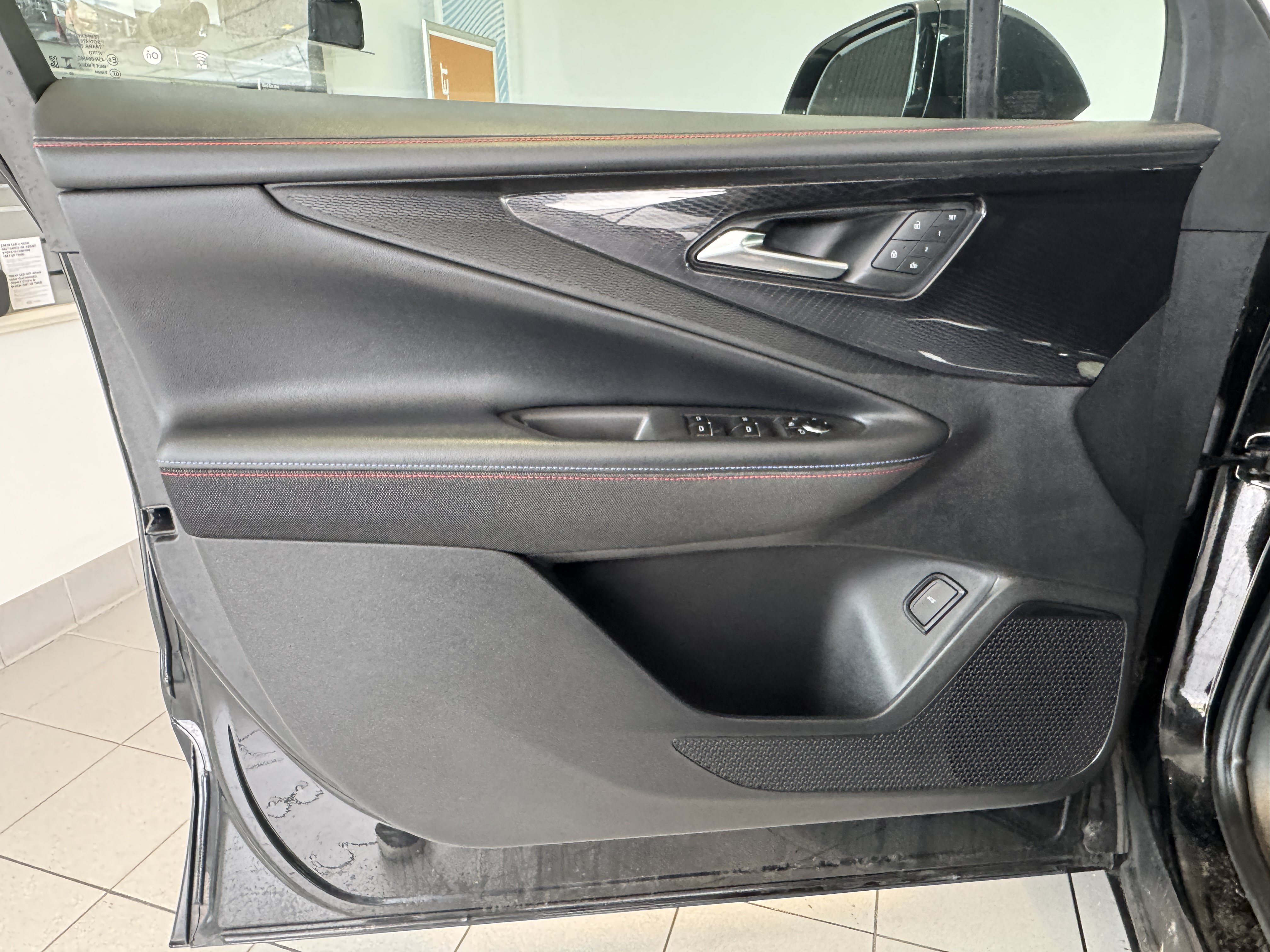 Used 2024 Chevrolet Blazer EV RS AWD/4WD image 13